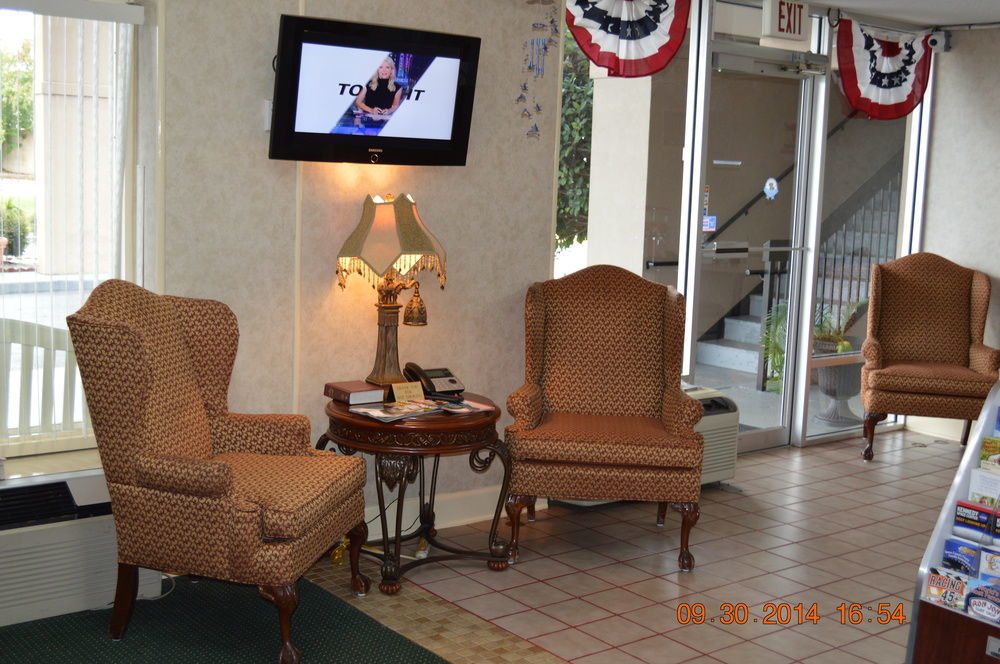 Super 8 By Wyndham Tifton Hotel Exterior foto